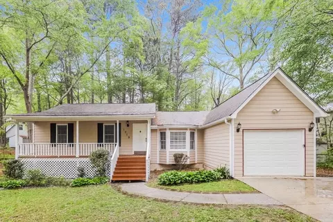 1019 River Stone Ct, Riverdale, GA 30296