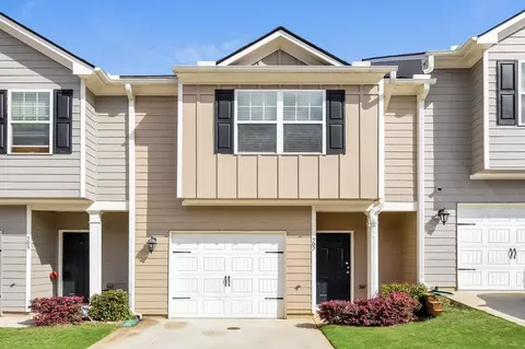 507 Highwood Ln, East Point, GA 30344