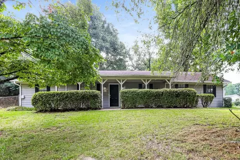 4114 Red Laurel Way, Snellville, GA 30039