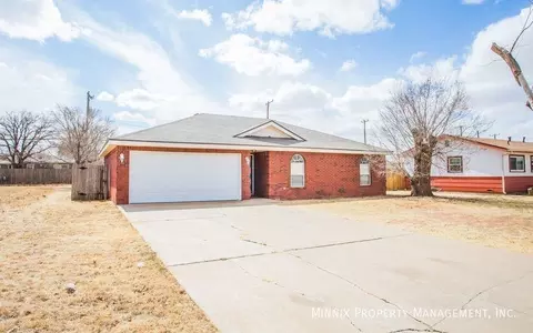 4425 Kemper St, Lubbock, TX 79416