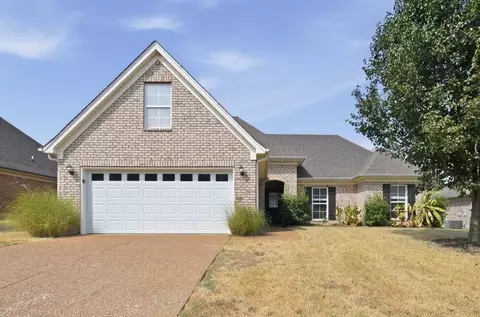 2700 Cherry Tree Dr, Southaven, MS 38672