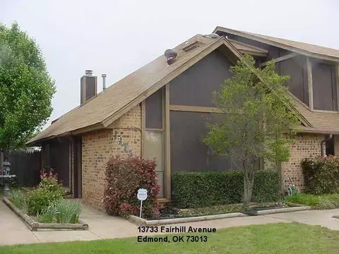 13733 Fairhill Ave, Edmond, OK 73013