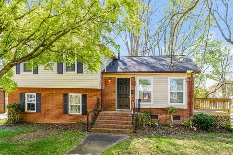 365 Clover Hitch Dr, Charlotte, NC 28215