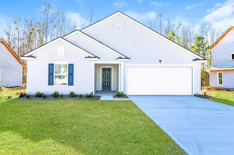 1127 Autumns Wood Cir E, Brunswick, GA 31525