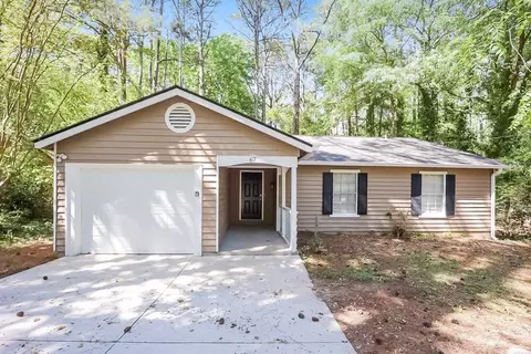 67 Burnham Cir, Jonesboro, GA 30238