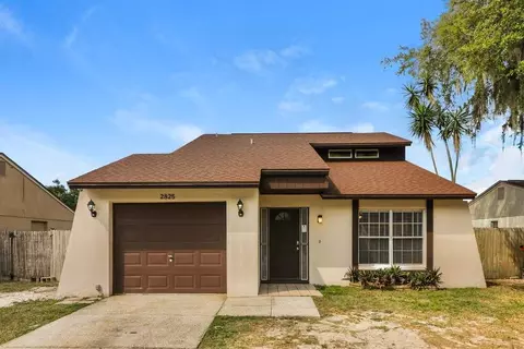 2825 Cedaridge Dr, Lake Magdalene, FL 33618