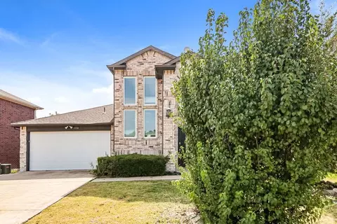 1110 Hampton Dr, Forney, TX 75126