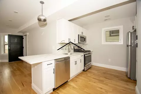 348 Chelsea St #2, Boston, MA 02128
