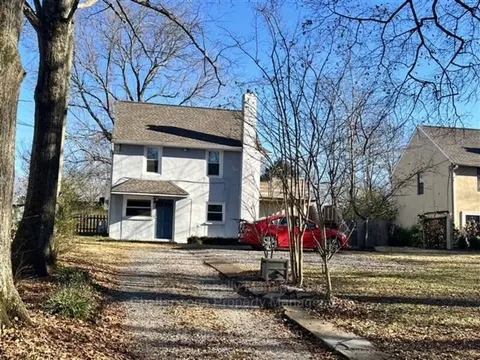 310 S Parkdale Ave #A, Chattanooga, TN 37411