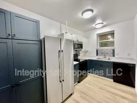 740 Washington Blvd #B, Kansas City, KS 66101
