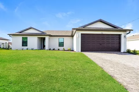 402 NW 11th St, Cape Coral, FL 33993