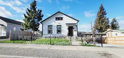 3216 E Roosevelt Ave #C, Tacoma, WA 98404