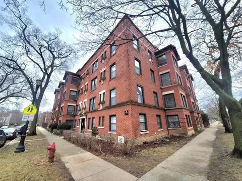 312 S Lee Pkwy #2, Chicago, IL 60616