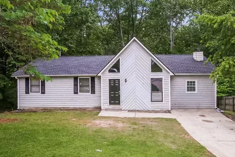 2597 Carol Cir, Douglasville, GA 30135