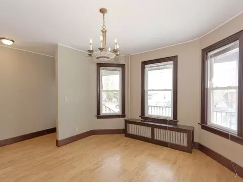 546 Mercer St #1, Albany, NY 12208