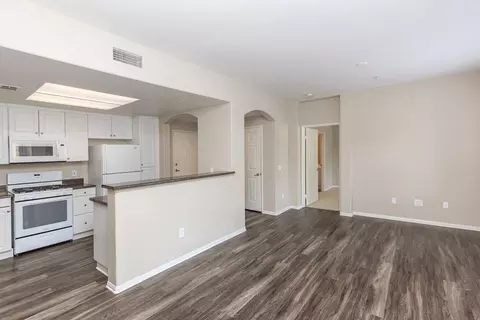 2000 Corporate Dr, Ladera Ranch, CA 92694