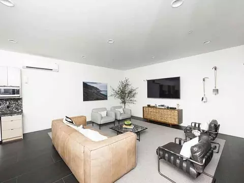 310 SE 12th Ave, Portland, OR 97214