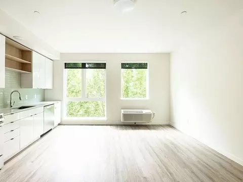 310 SE 12th Ave, Portland, OR 97214