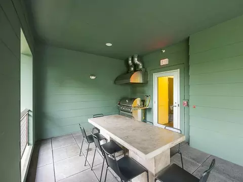 310 SE 12th Ave, Portland, OR 97214