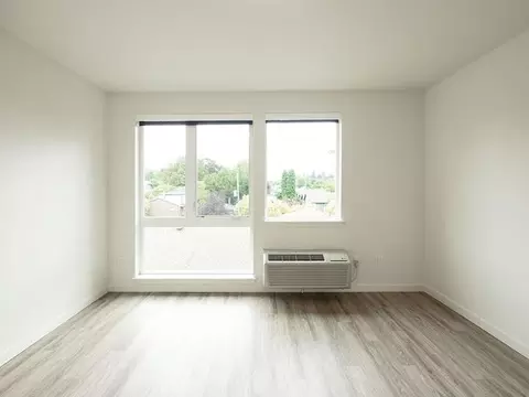 310 SE 12th Ave, Portland, OR 97214