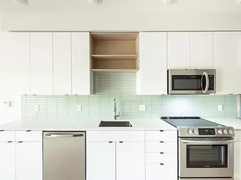 310 SE 12th Ave, Portland, OR 97214