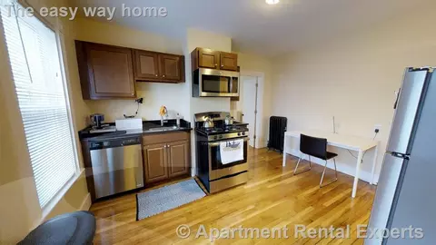 5 Blake St #7, Cambridge, MA 02140