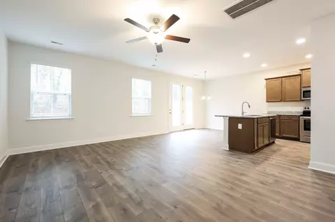 127 Renwood Rd, Simpsonville, SC 29681
