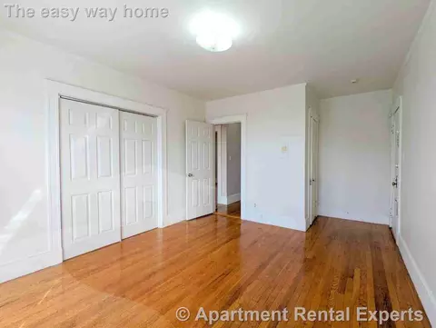 155 Summer St #16F, Somerville, MA 02143