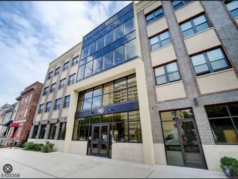 90 Clinton Ave #306, Newark, NJ 07114