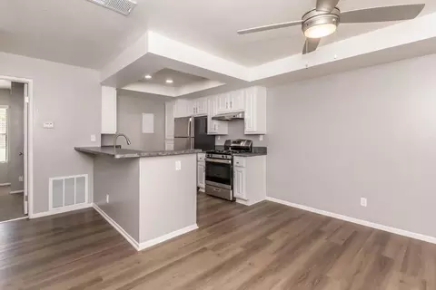 3800 W Devonshire Ave, Hemet, CA 92545