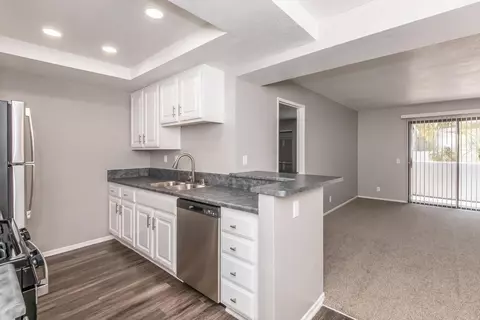3800 W Devonshire Ave, Hemet, CA 92545