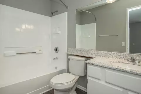 3800 W Devonshire Ave, Hemet, CA 92545