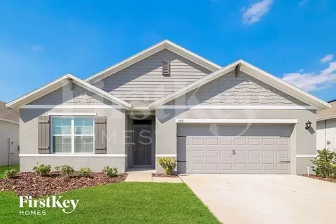 709 Kindred Ln, Auburndale, FL 33823