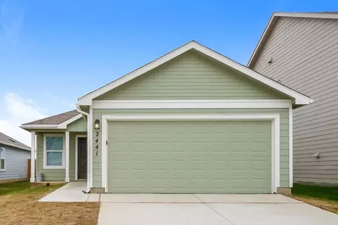 2441 Double Oak Dr, New Braunfels, TX 78130