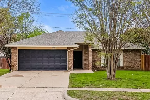 4979 Garden Grove Ct, Grand Prairie, TX 75052