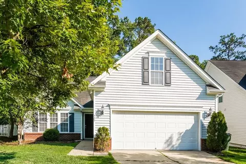 329 Braxman Ln, Holly Springs, NC 27540