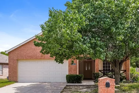 1101 Trinity Trl, Saginaw, TX 76131