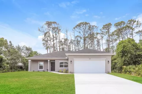 3919 N Chamberlain Blvd, North Port, FL 34286