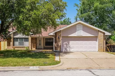 2119 Cold Springs Dr, Arlington, TX 76017