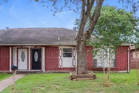 12805 Bexley Dr, Houston, TX 77099
