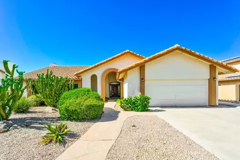 1517 W Antiqua Dr, Gilbert, AZ 85233