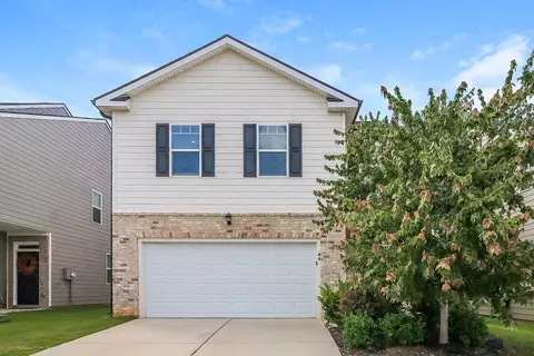 44 Silver Birch Pass, Newnan, GA 30265