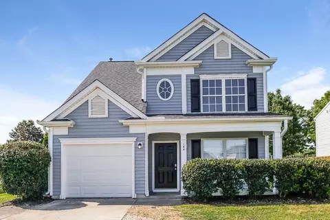 108 N Honey Springs Ave, Fuquay Varina, NC 27526
