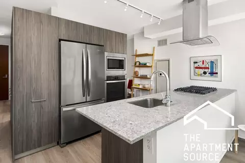 220 W Illinois St, Chicago, IL 60654
