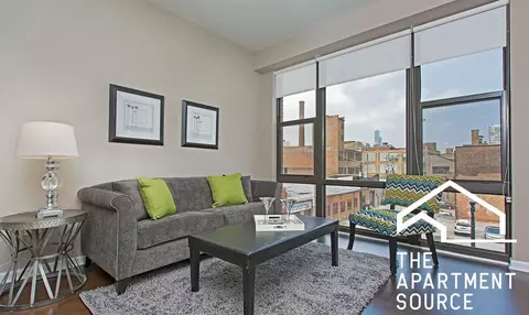 2300 S Michigan Ave #710, Chicago, IL 60616