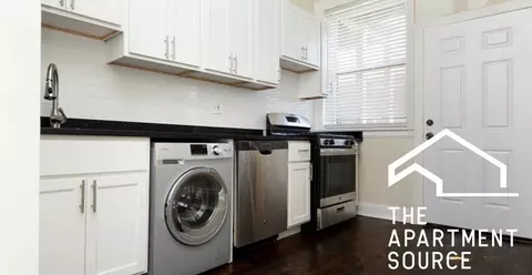 312 Lee St #2, Evanston, IL 60202