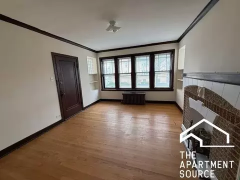 1943 Wesley Ave #201, Berwyn, IL 60402