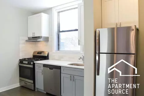 3925 N Keeler Ave #1E, Chicago, IL 60641