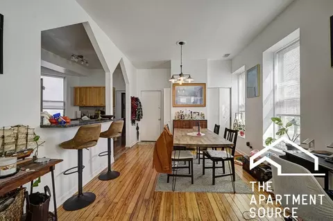 2732 W Chicago Ave #2F, Chicago, IL 60622