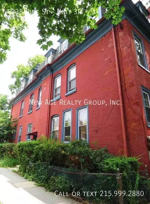 4338 Pine St #3F, Philadelphia, PA 19104